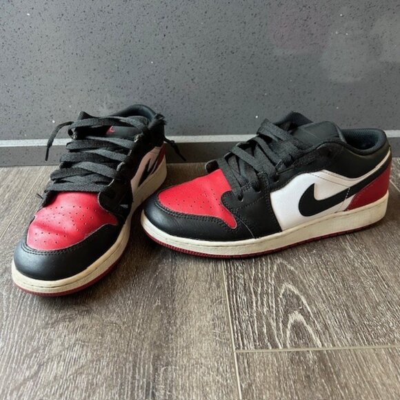 Nike Other - Nike Air Jordan 1 Low Red White Black Toe 553560-161 Unisex Size 7Y  Nice clean